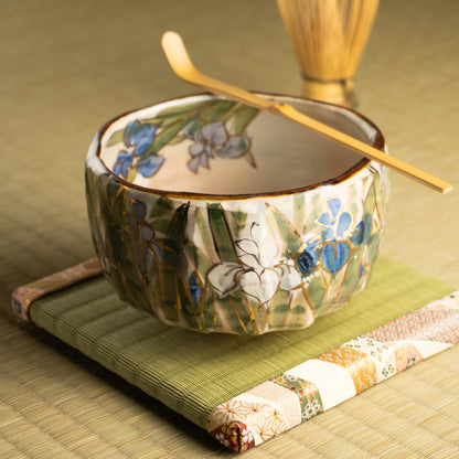 抹茶碗　菖蒲之図　俊山窯 KOTOPOTTER