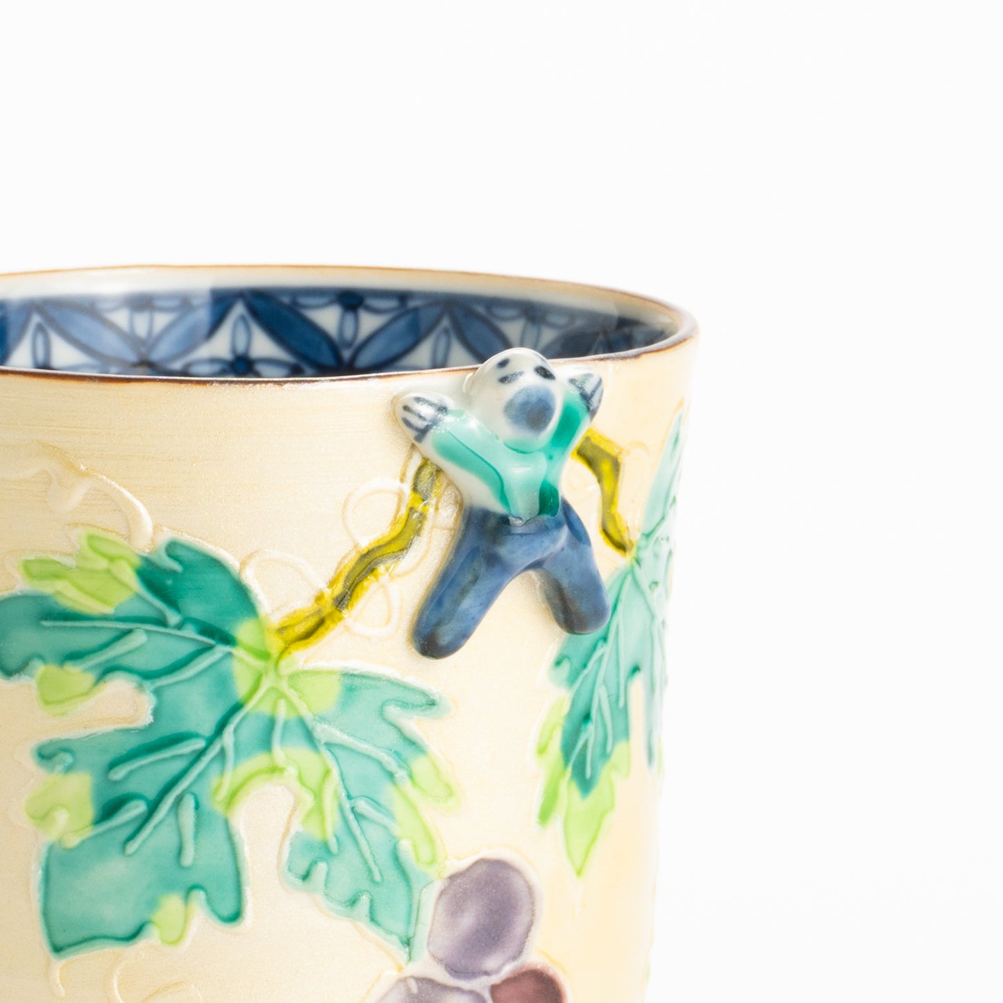湯呑　銀彩交趾一閑人 葡萄　秀峰堂 KOTOPOTTER
