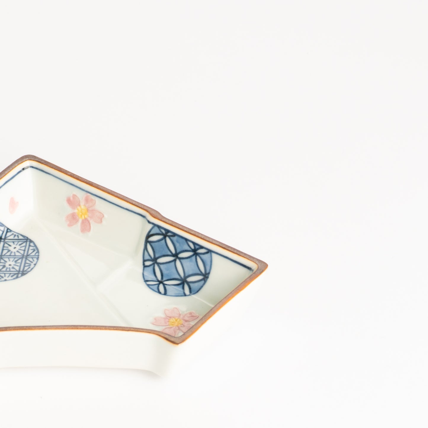 小鉢　桜小紋 のし型　秀峰堂 KOTOPOTTER