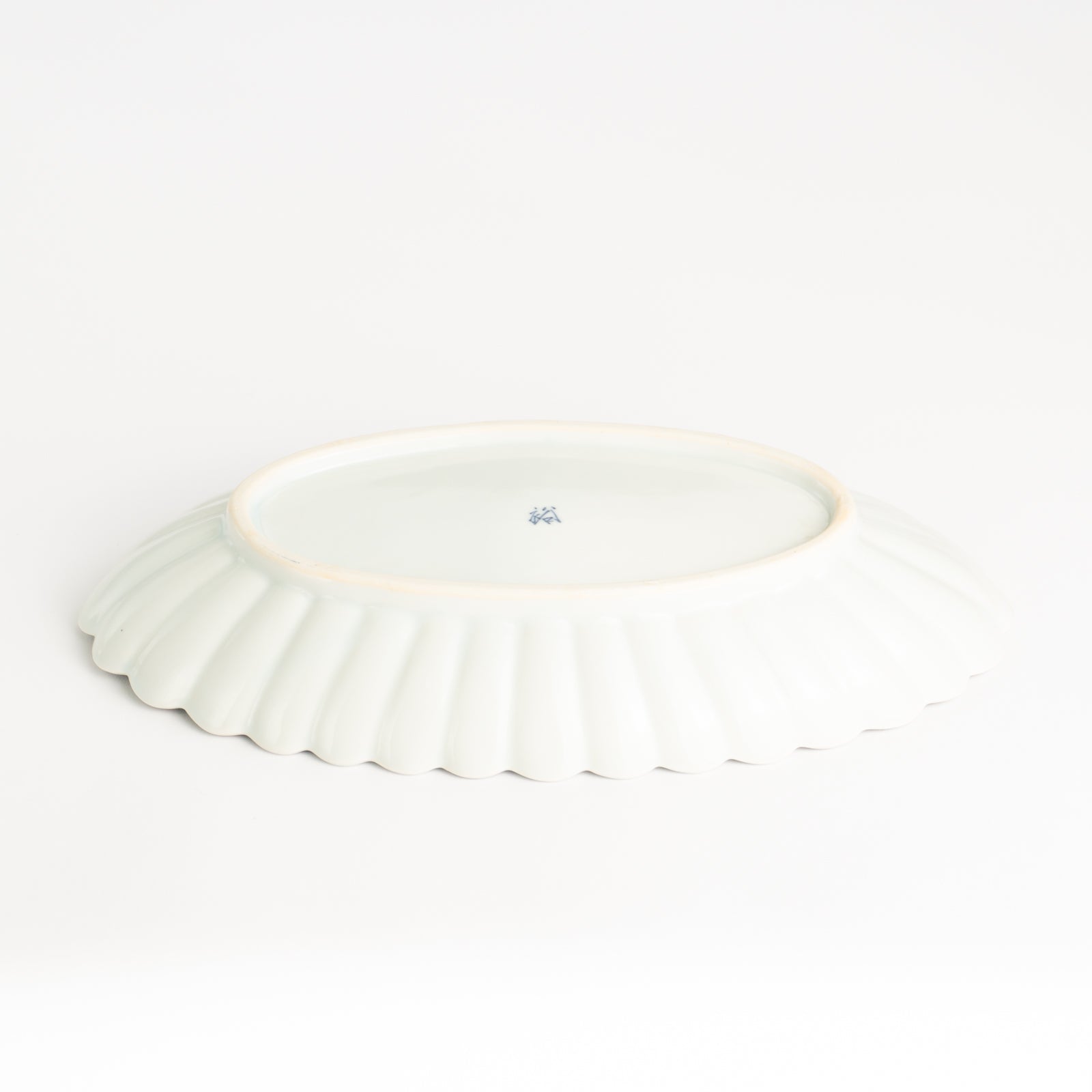 菊割長皿　染付 桜丸紋　秀峰堂 KOTOPOTTER