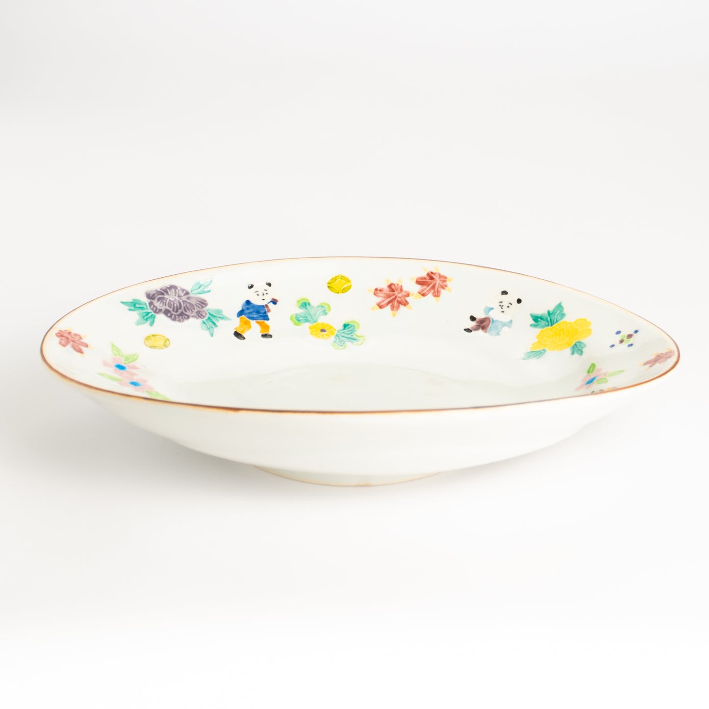 だ円皿　交趾 草花紋唐子　秀峰堂 KOTOPOTTER