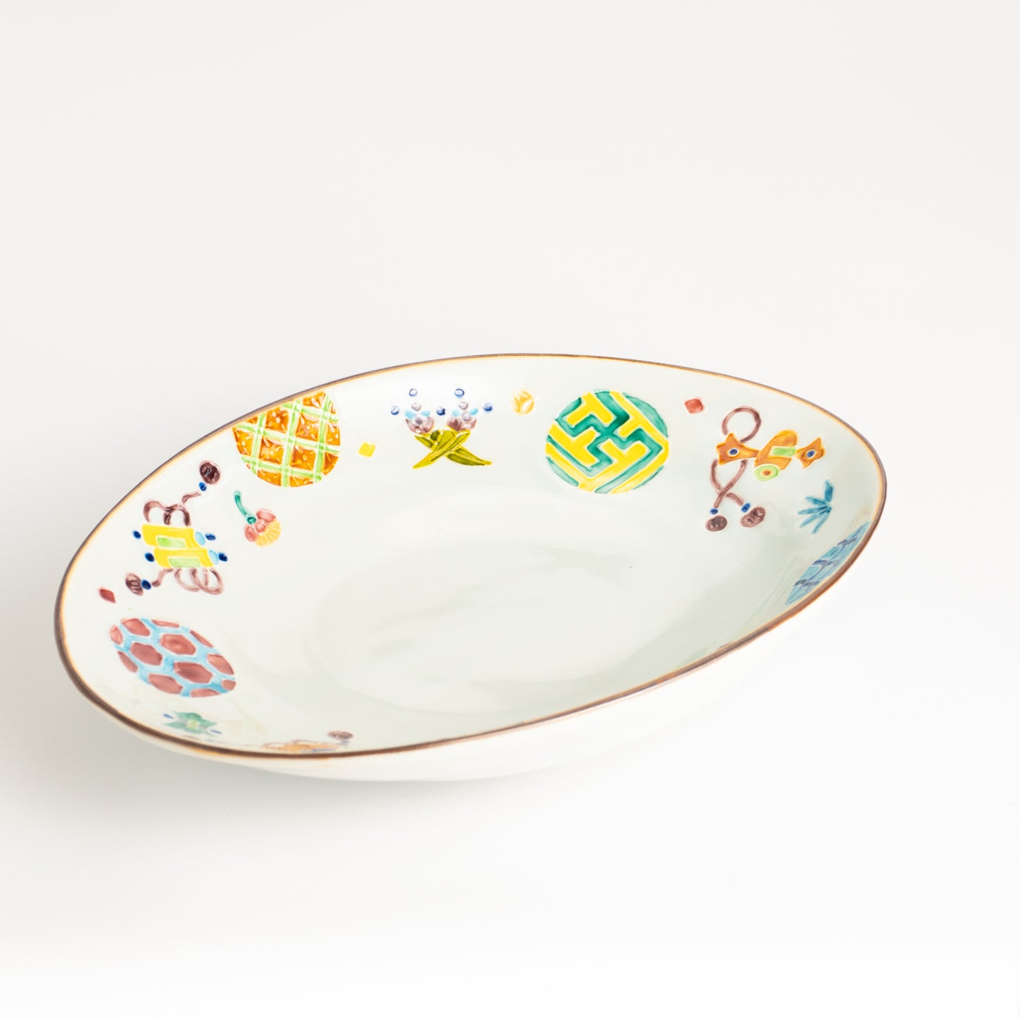 だ円皿　交趾 丸紋宝尽くし　秀峰堂 KOTOPOTTER