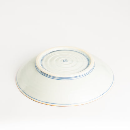 七寸皿　交趾一閑人 牡丹 黄　秀峰堂 KOTOPOTTER