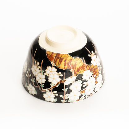 抹茶碗　黒釉枝垂れ桜　桜谷 KOTOPOTTER