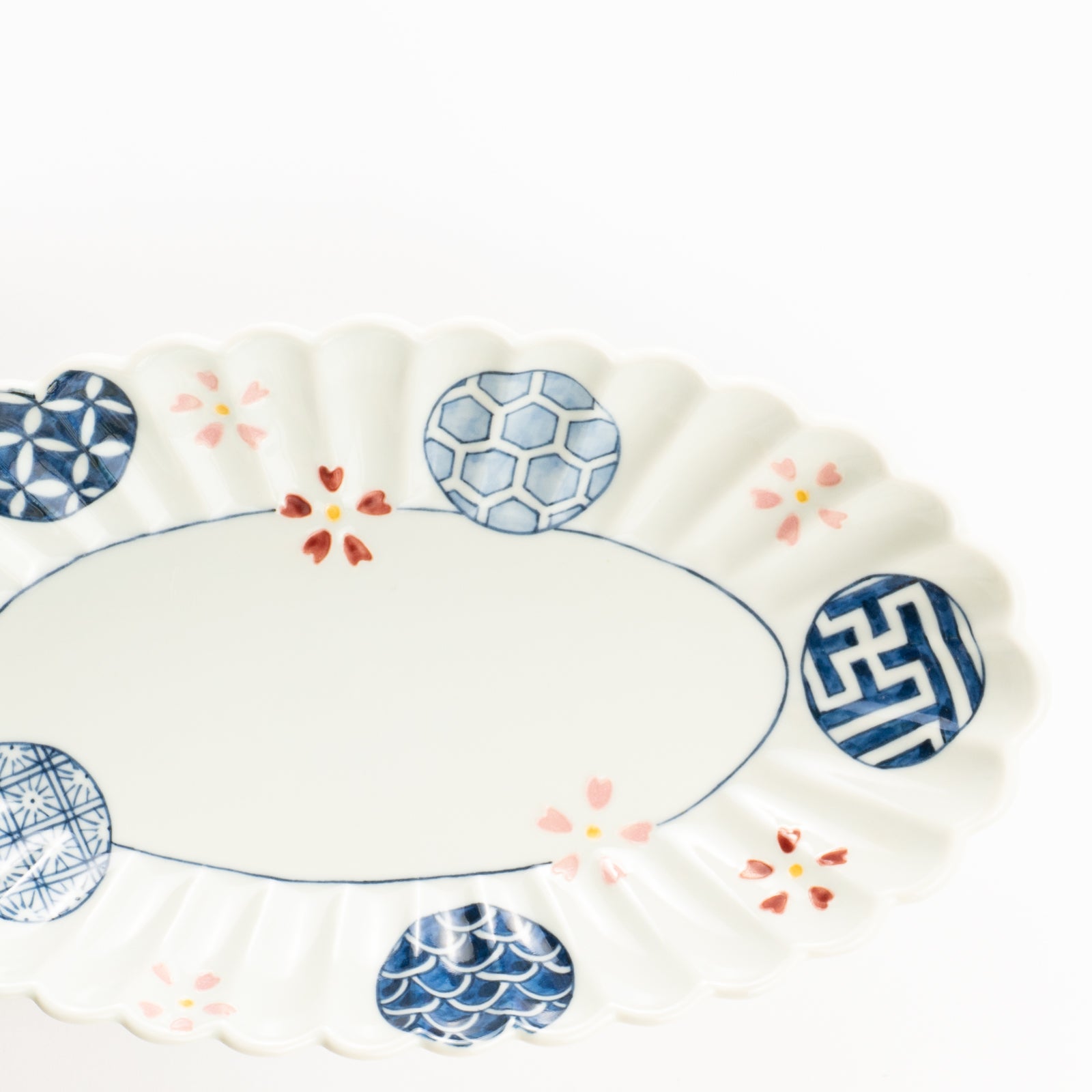 菊割長皿　染付 桜丸紋　秀峰堂 KOTOPOTTER