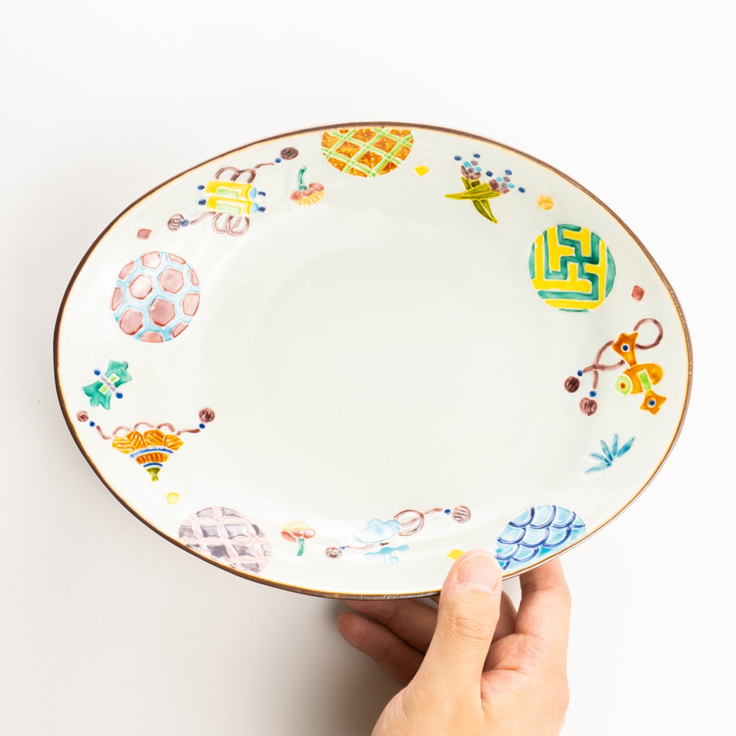 だ円皿　交趾 丸紋宝尽くし　秀峰堂 KOTOPOTTER