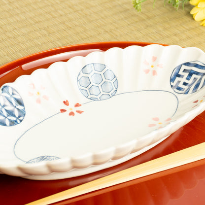 菊割長皿　染付 桜丸紋　秀峰堂 KOTOPOTTER