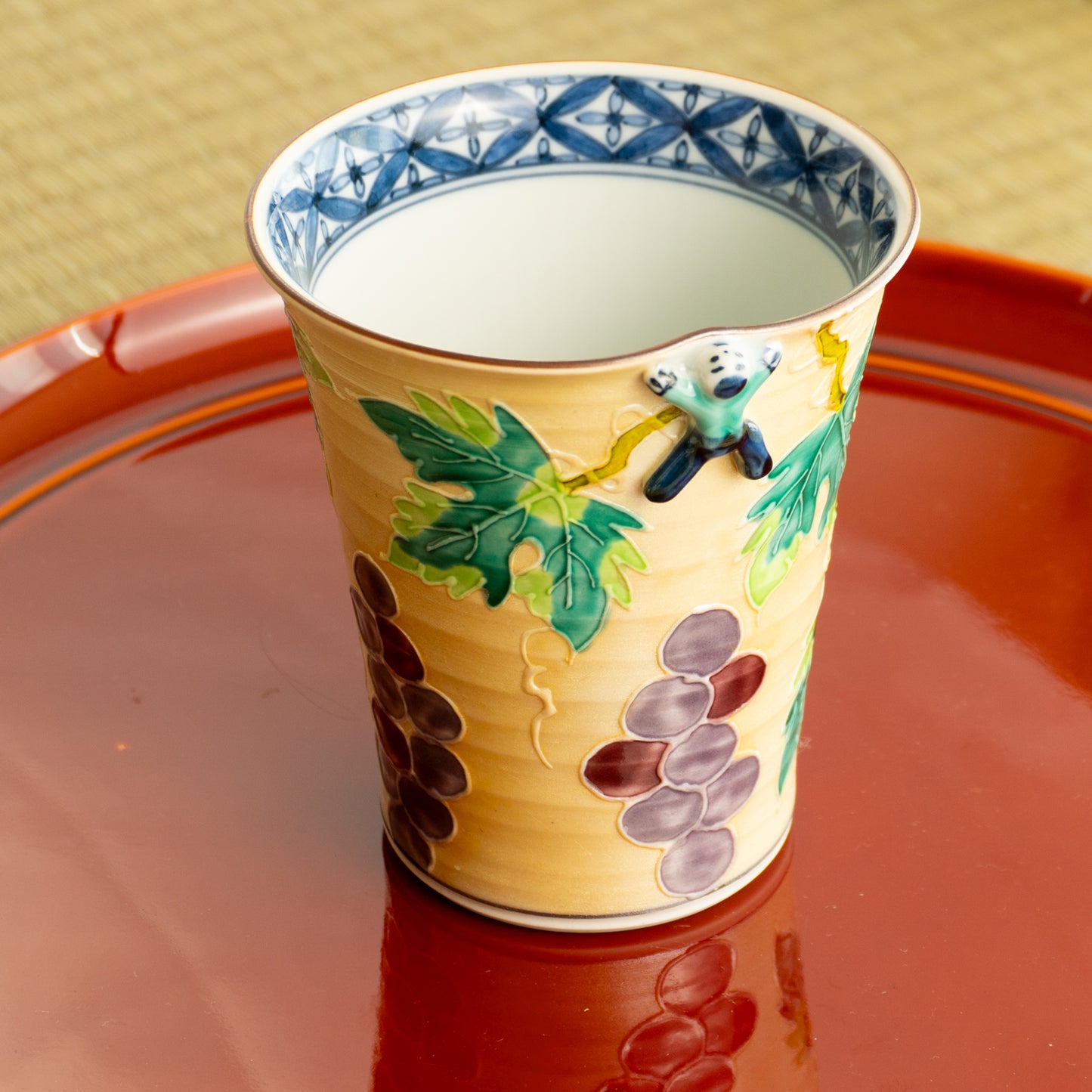 フリーカップ　銀彩交趾一閑人 葡萄　秀峰堂 KOTOPOTTER