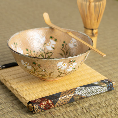 抹茶碗(平)　灰釉"さぎ草"　良二 KOTOPOTTER