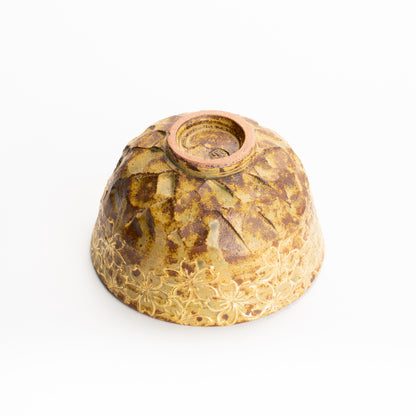 抹茶碗　イラボ金彩"桜図"　俊山窯 KOTOPOTTER