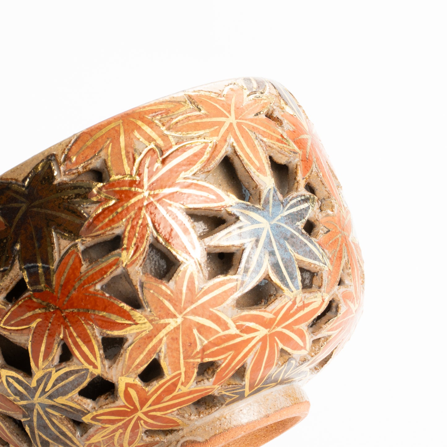 抹茶碗　透かし彫"錦秋"　俊山窯 KOTOPOTTER
