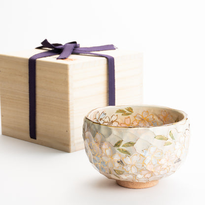 抹茶碗　色絵"桜之図"　俊山窯 KOTOPOTTER