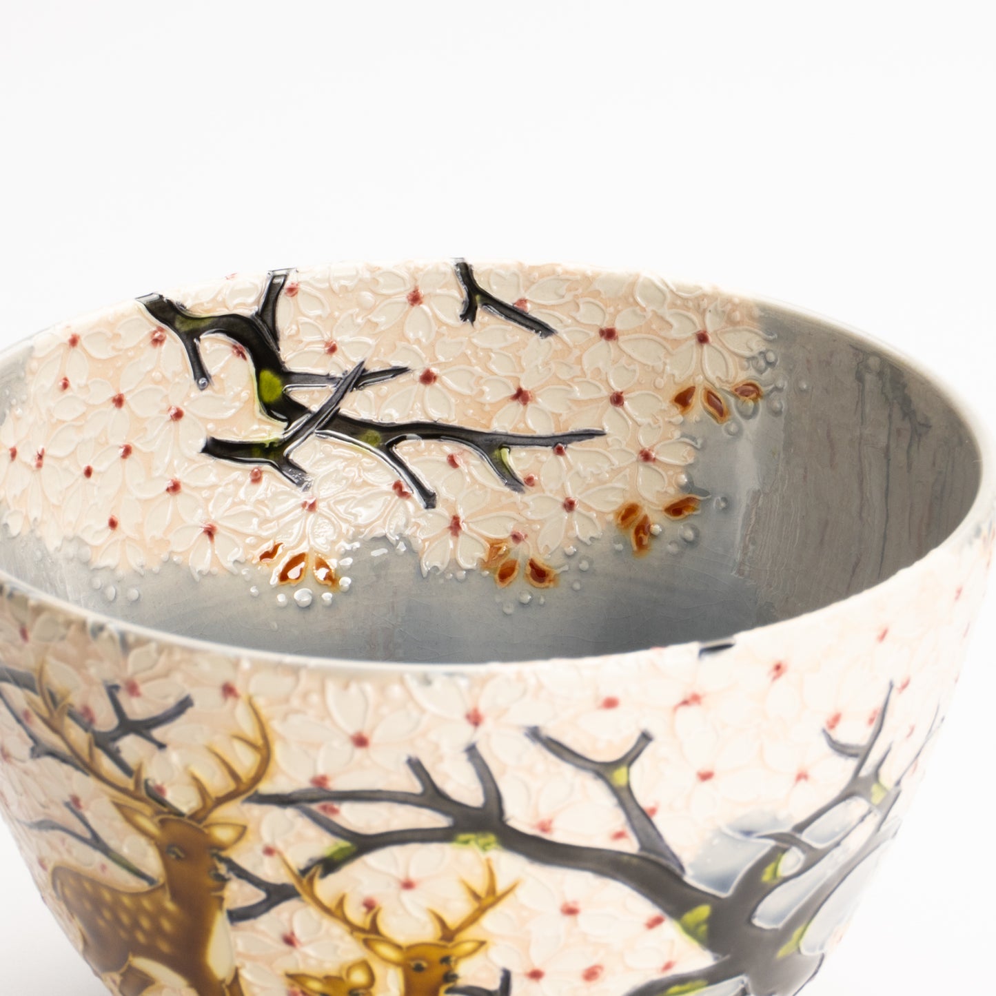 抹茶碗　淡紫交趾"桜に鹿"　一如 KOTOPOTTER