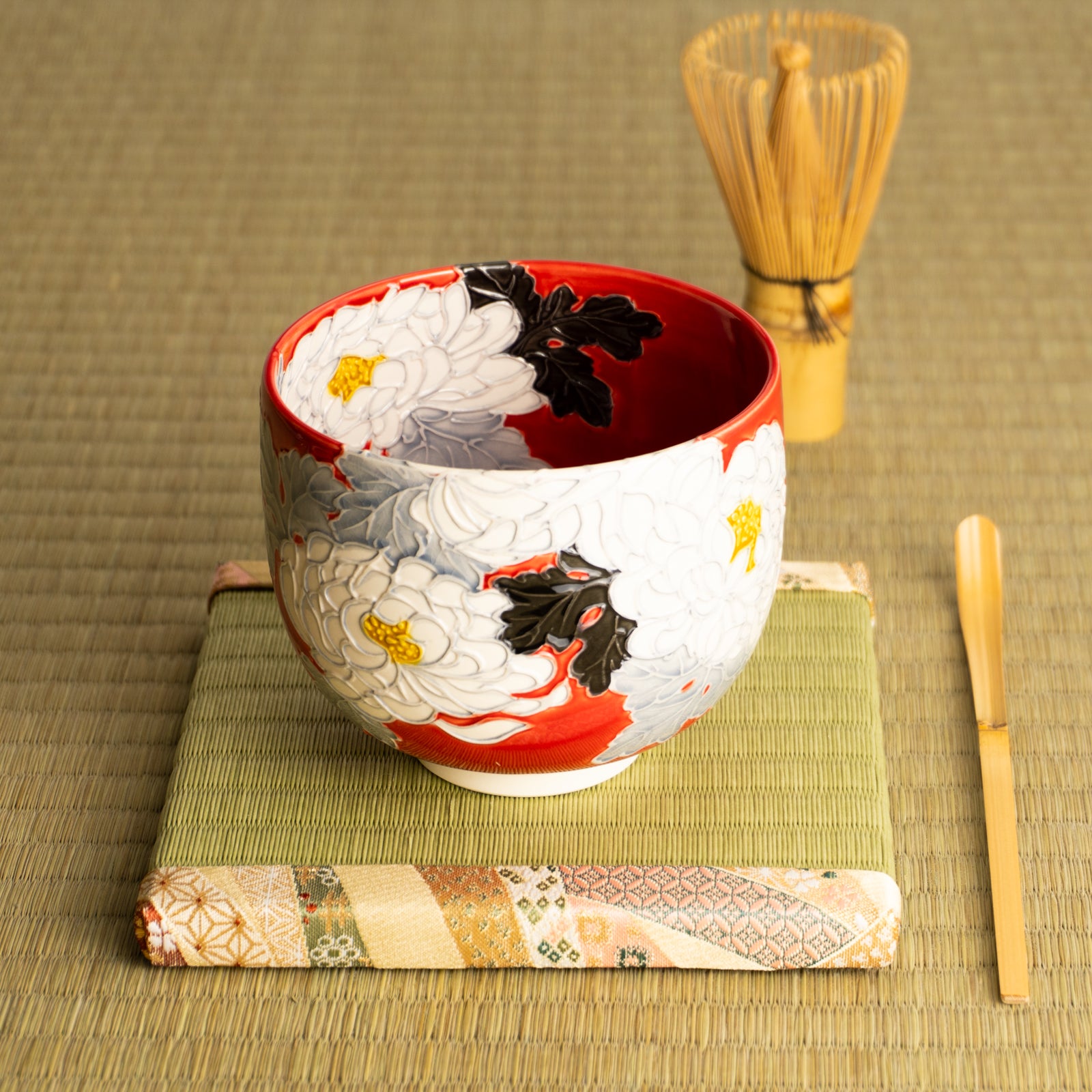 抹茶碗　朱交趾"白菊"　一如 KOTOPOTTER