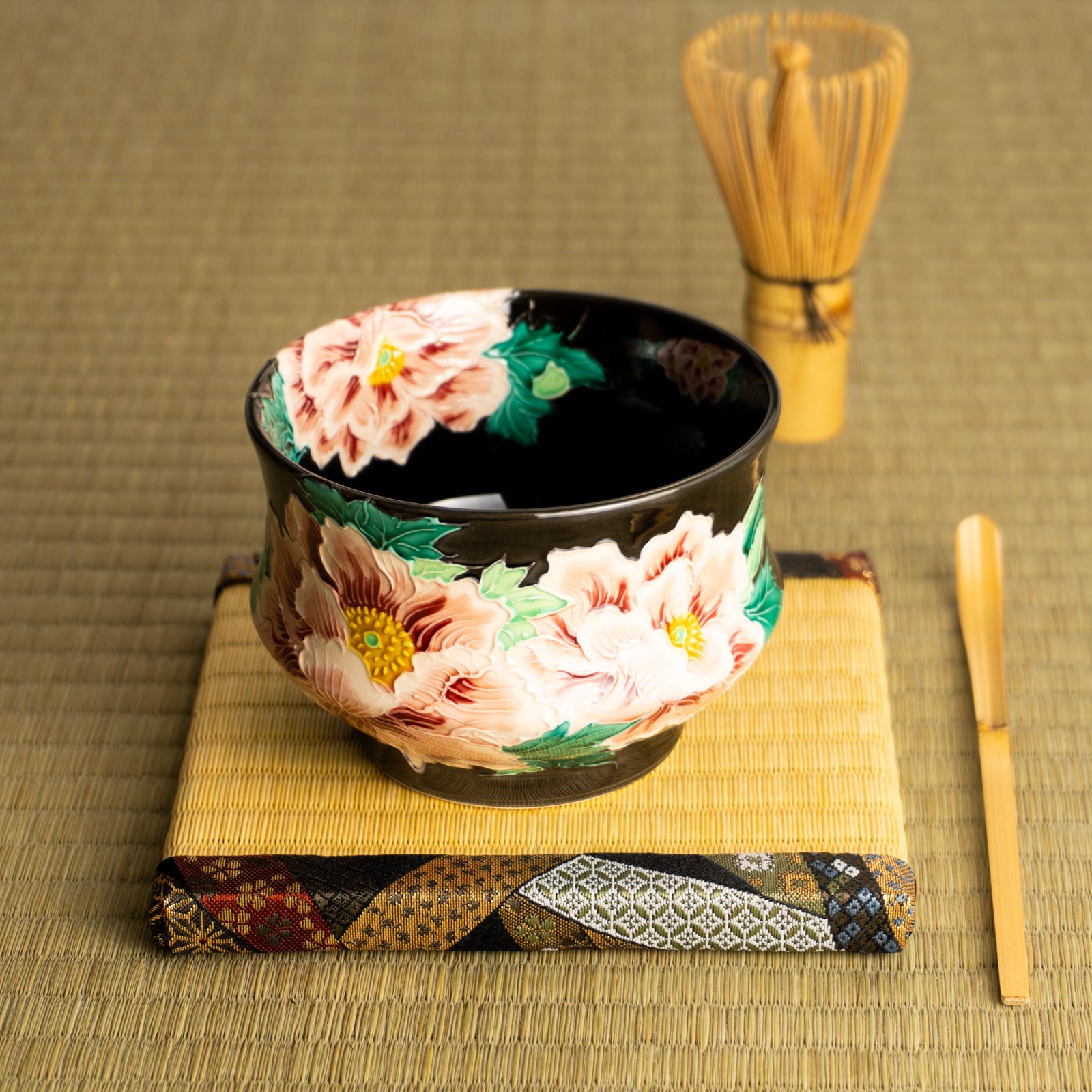 抹茶碗　紫交趾 "牡丹"　一如 KOTOPOTTER