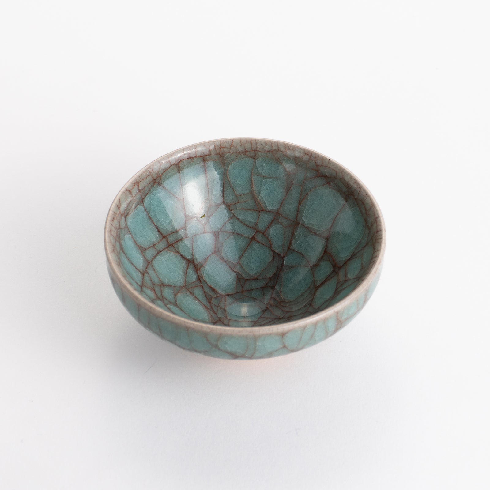 ぐい呑　青瓷 3B　和泉良法 - Handcrafted Japanese pottery from Kyoto - Kyo ware / Kiyomizu ware.