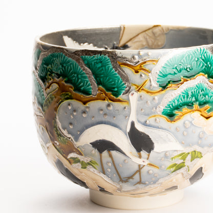 抹茶碗　淡紫交趾"月下に雪松と鶴"　一如 KOTOPOTTER