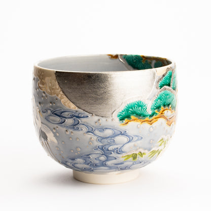 抹茶碗　淡紫交趾"月下に雪松と鶴"　一如 KOTOPOTTER