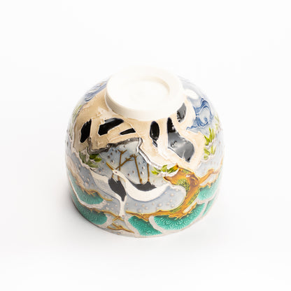 抹茶碗　淡紫交趾"月下に雪松と鶴"　一如 KOTOPOTTER