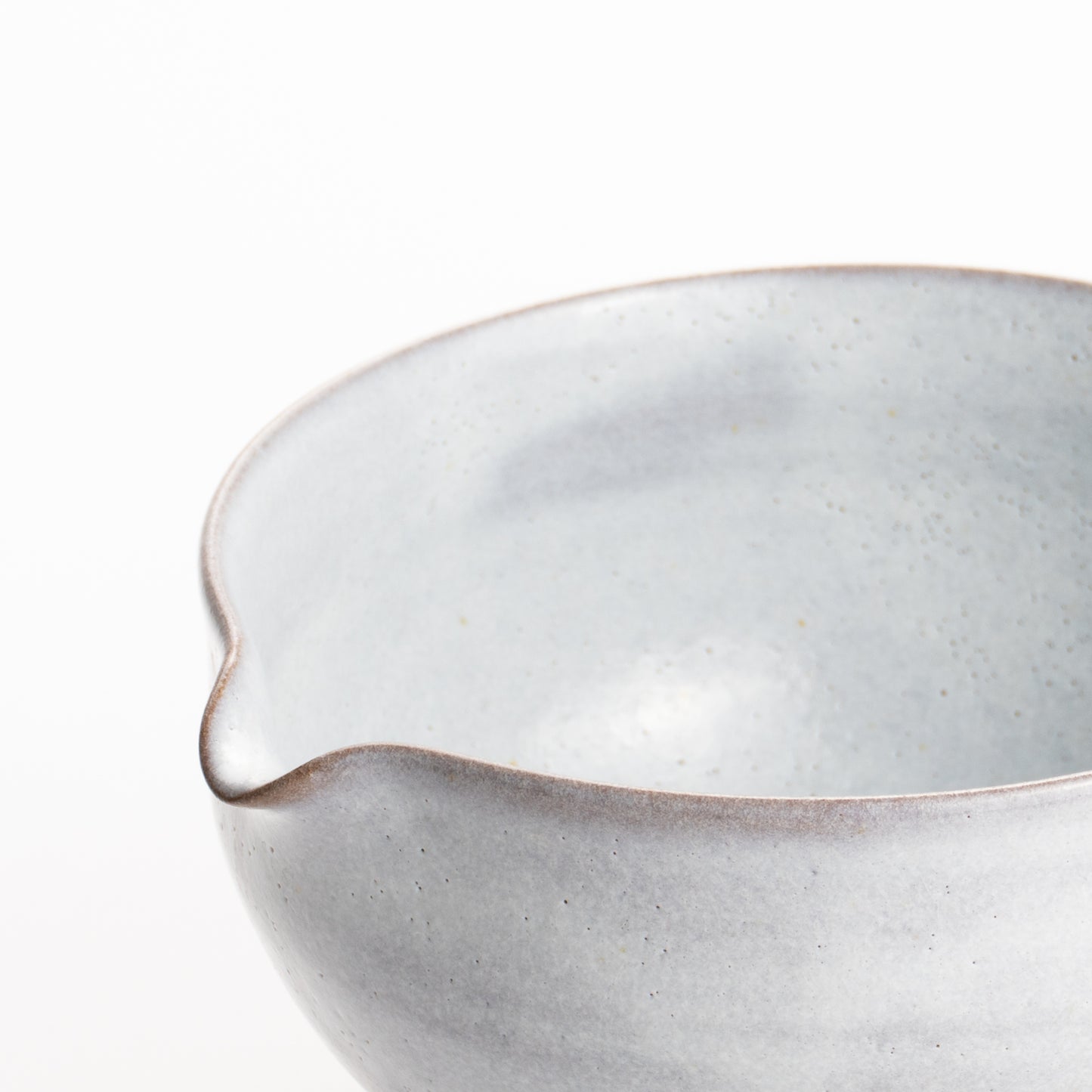 片口抹茶碗　白瓷　大日窯 KOTOPOTTER