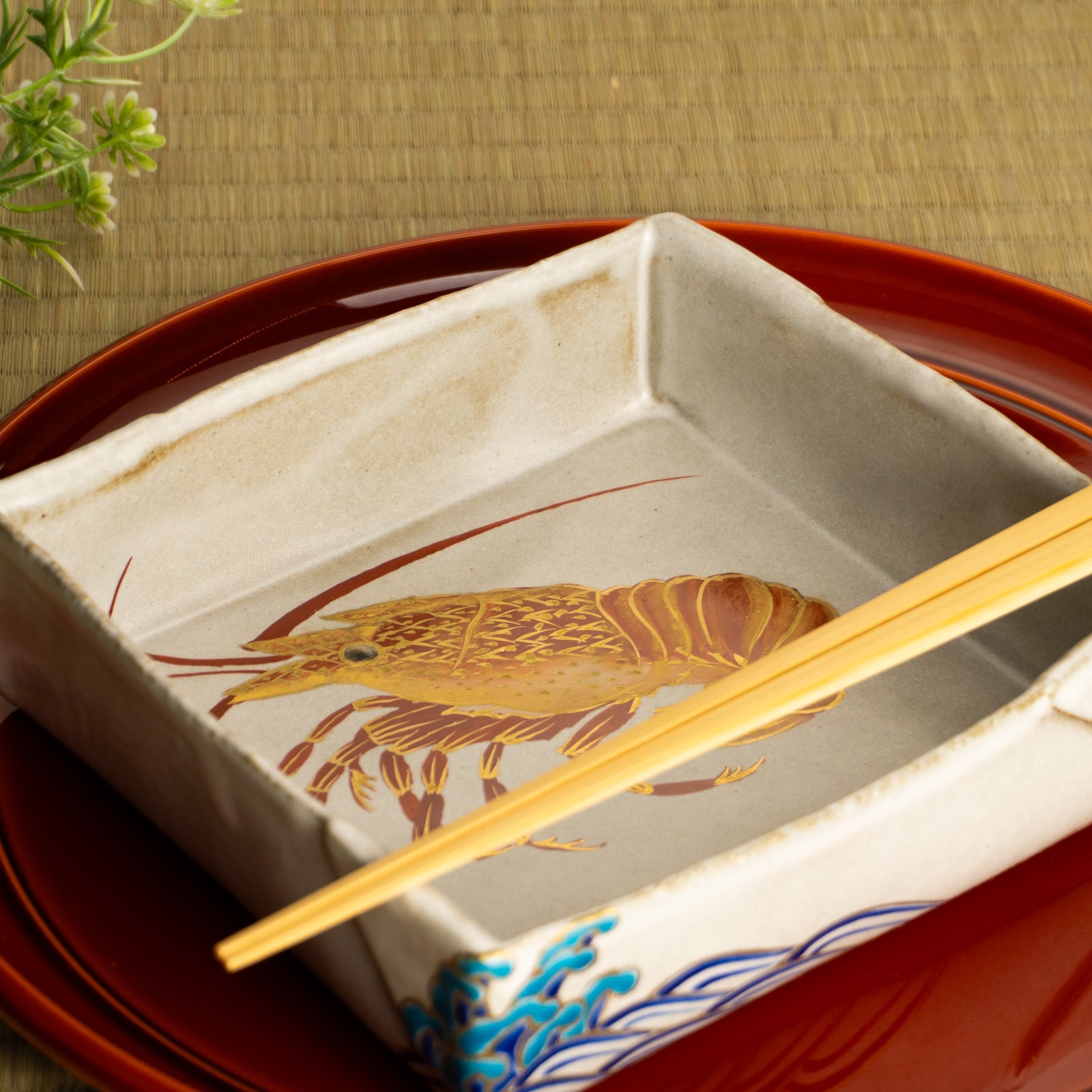 【清水焼】箱皿　色絵金彩"伊勢海老"　伊藤典哲 KOTOPOTTER