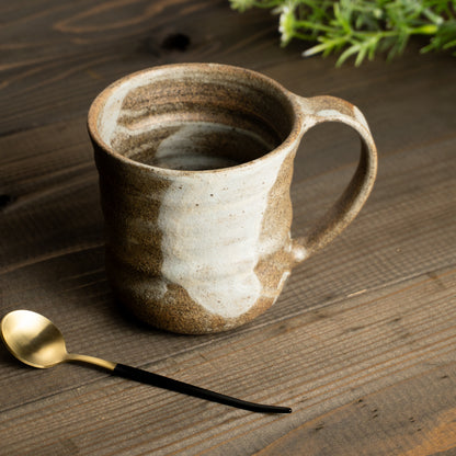 マグカップ　白刷毛目　多屋嘉郎 KOTOPOTTER