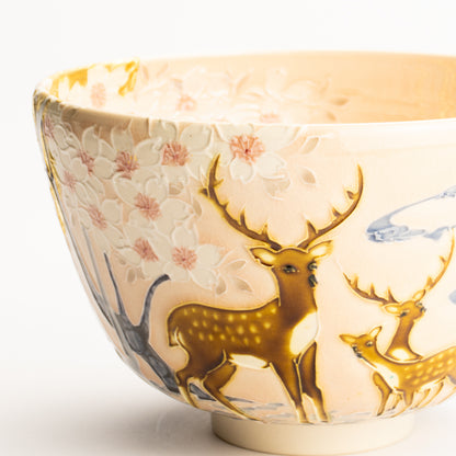 抹茶碗　淡桃交趾"月下に桜に鹿"　一如 KOTOPOTTER