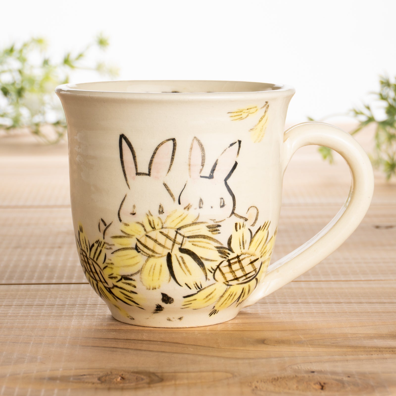 仲良しカップ♡うさぎ&小鳥 京都 清水焼】マグカップ 仲良しウサギH 工房咲良｜コトポッター