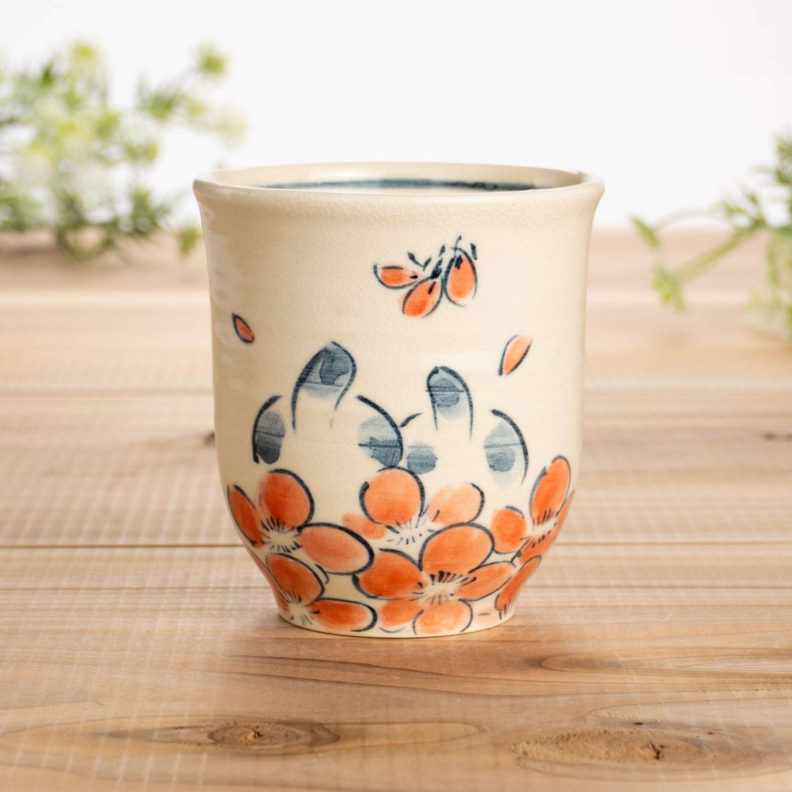 湯呑(小)　仲良し犬E　工房咲楽 - Handcrafted Japanese pottery from Kyoto - Kyo ware / Kiyomizu ware.