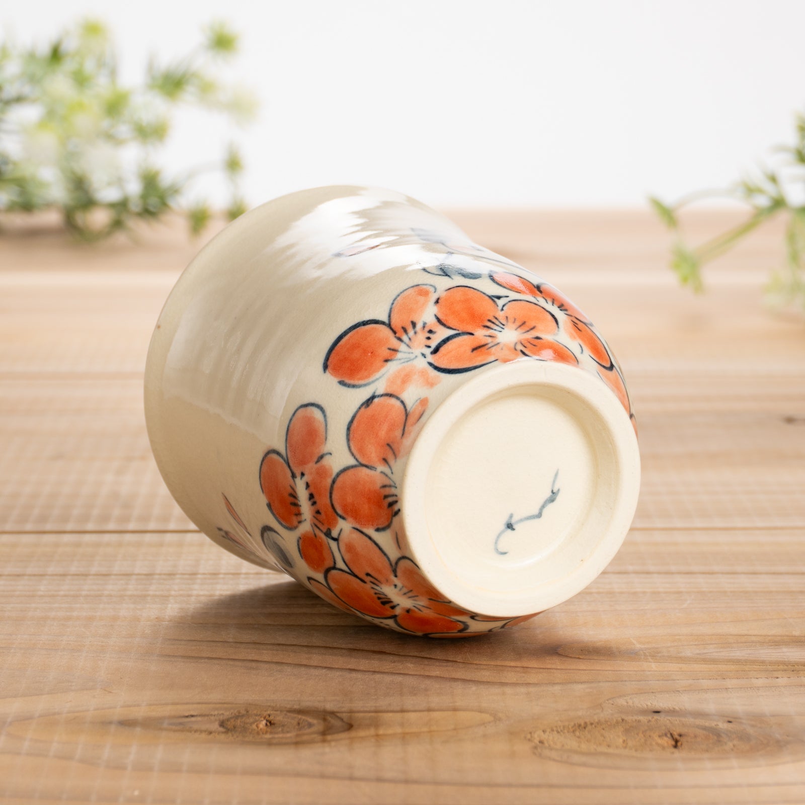 湯呑(小)　仲良し犬E　工房咲楽 - Handcrafted Japanese pottery from Kyoto - Kyo ware / Kiyomizu ware.