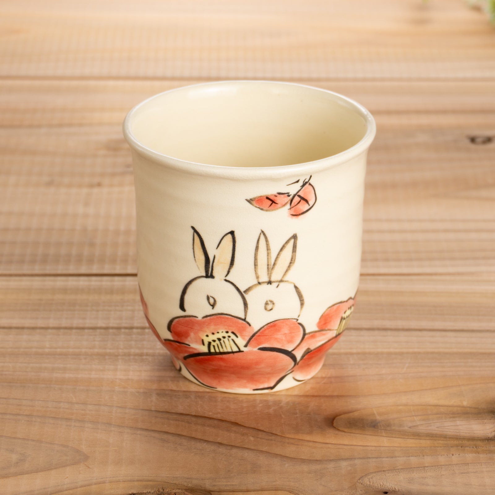 湯呑(小)　仲良しウサギA　工房咲楽 - Handcrafted Japanese pottery from Kyoto - Kyo ware / Kiyomizu ware.