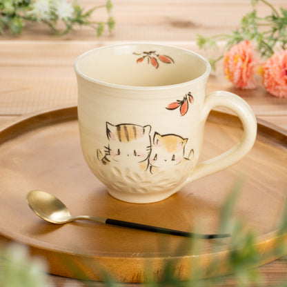 マグカップ　仲良し猫G　工房咲楽 - Handcrafted Japanese pottery from Kyoto - Kyo ware / Kiyomizu ware.