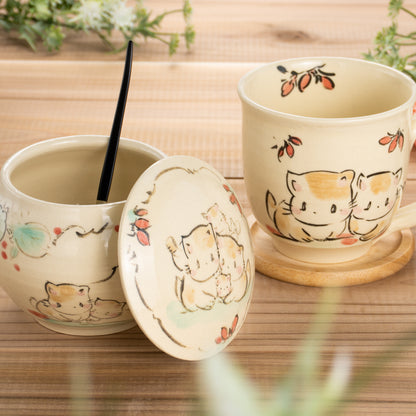 蓋物　仲良し猫　工房咲楽 - Handcrafted Japanese pottery from Kyoto - Kyo ware / Kiyomizu ware.