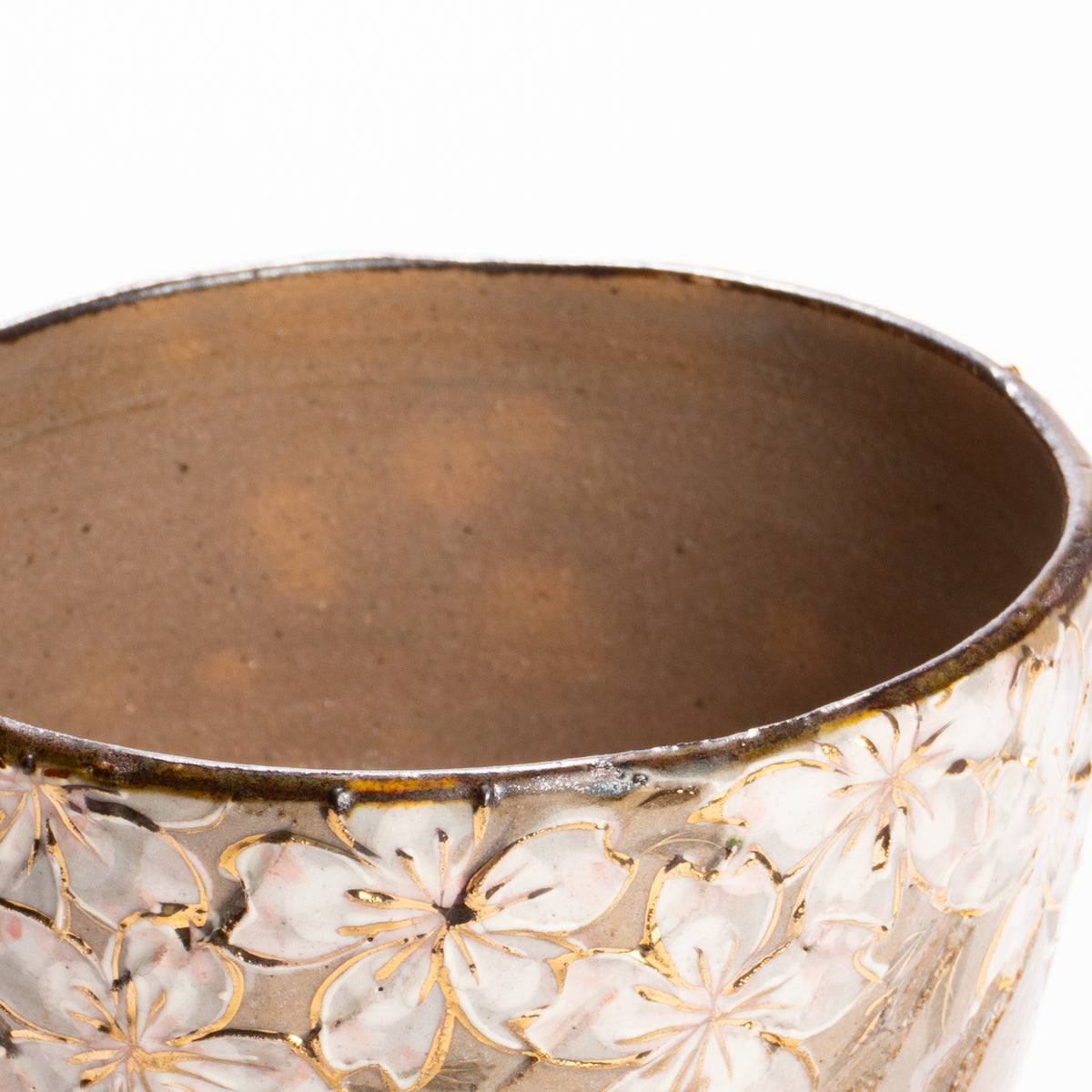 抹茶碗　黒陶金彩 桜絵　俊山窯 KOTOPOTTER