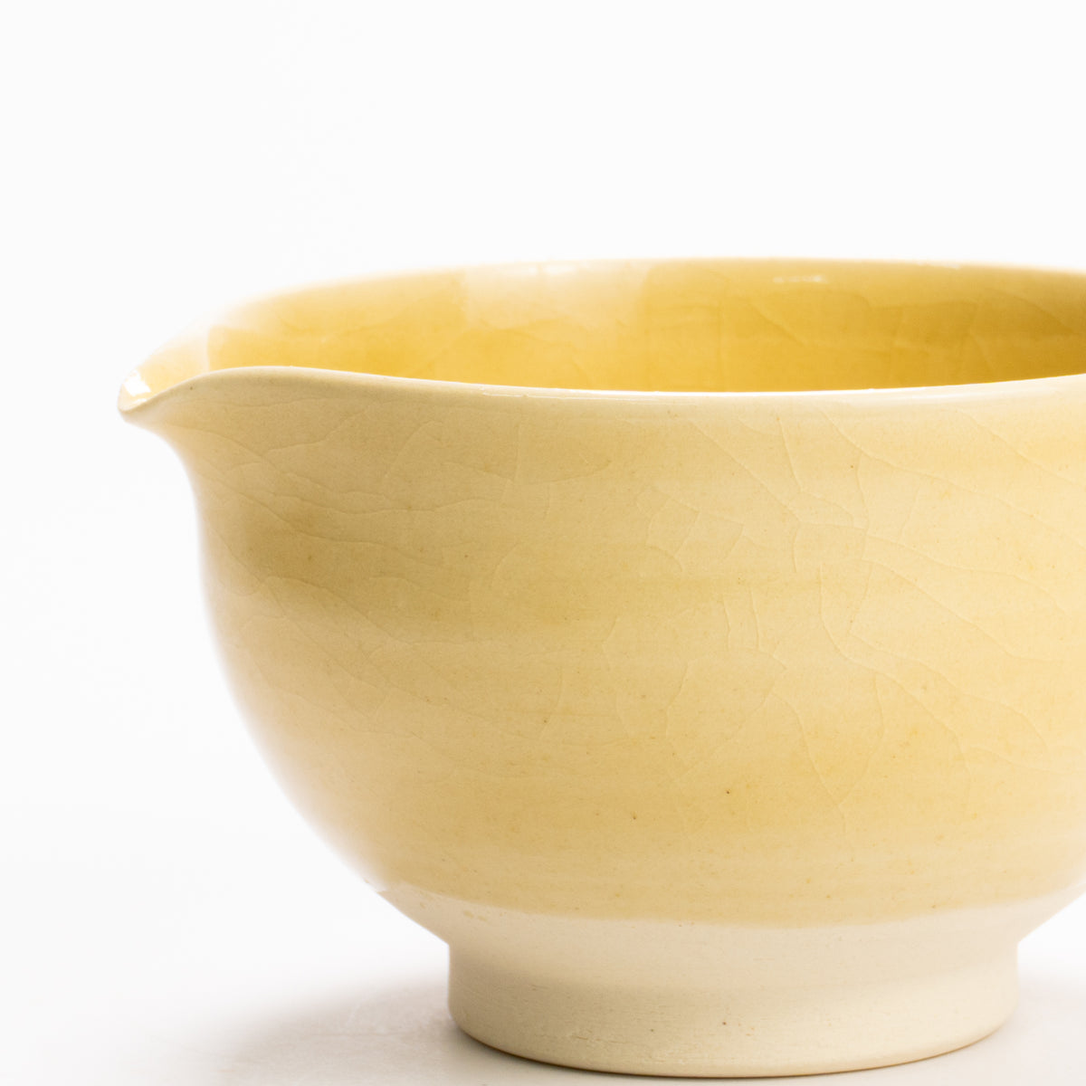 片口抹茶碗　黄瓷　大日窯 KOTOPOTTER