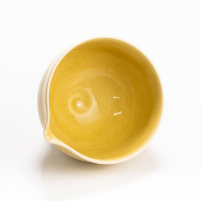 片口抹茶碗　黄瓷　大日窯 KOTOPOTTER