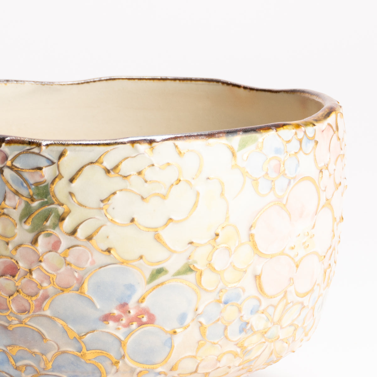 抹茶碗　色絵金彩 花詰　俊山窯 KOTOPOTTER