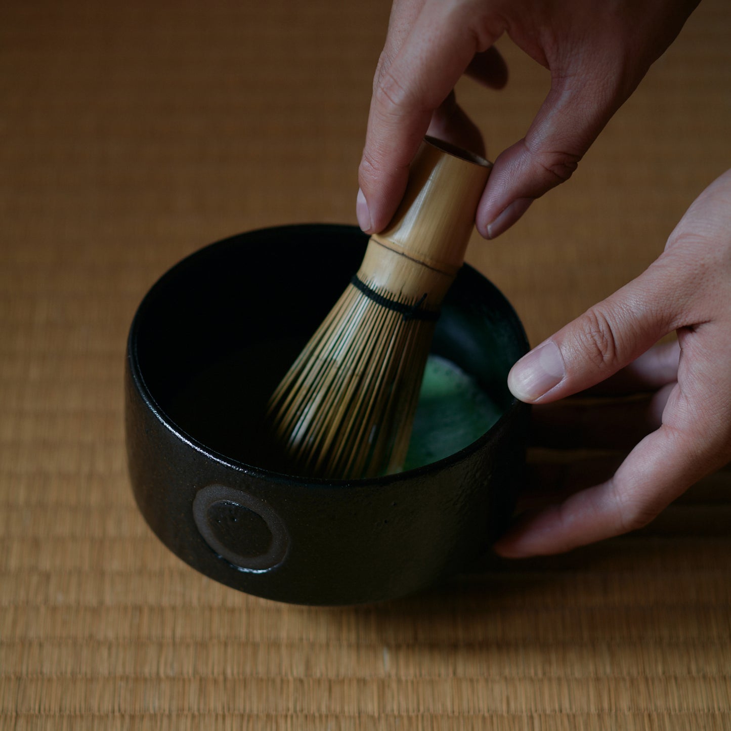 抹茶碗　瀬戸黒　QUTOTEN KOTOPOTTER