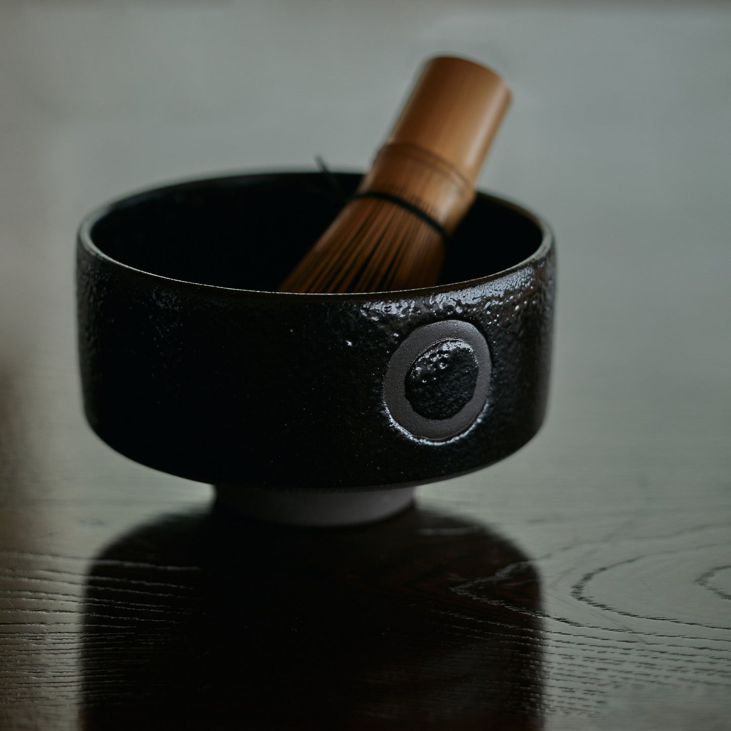 抹茶碗　瀬戸黒　QUTOTEN KOTOPOTTER