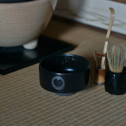 抹茶碗　瀬戸黒　QUTOTEN KOTOPOTTER