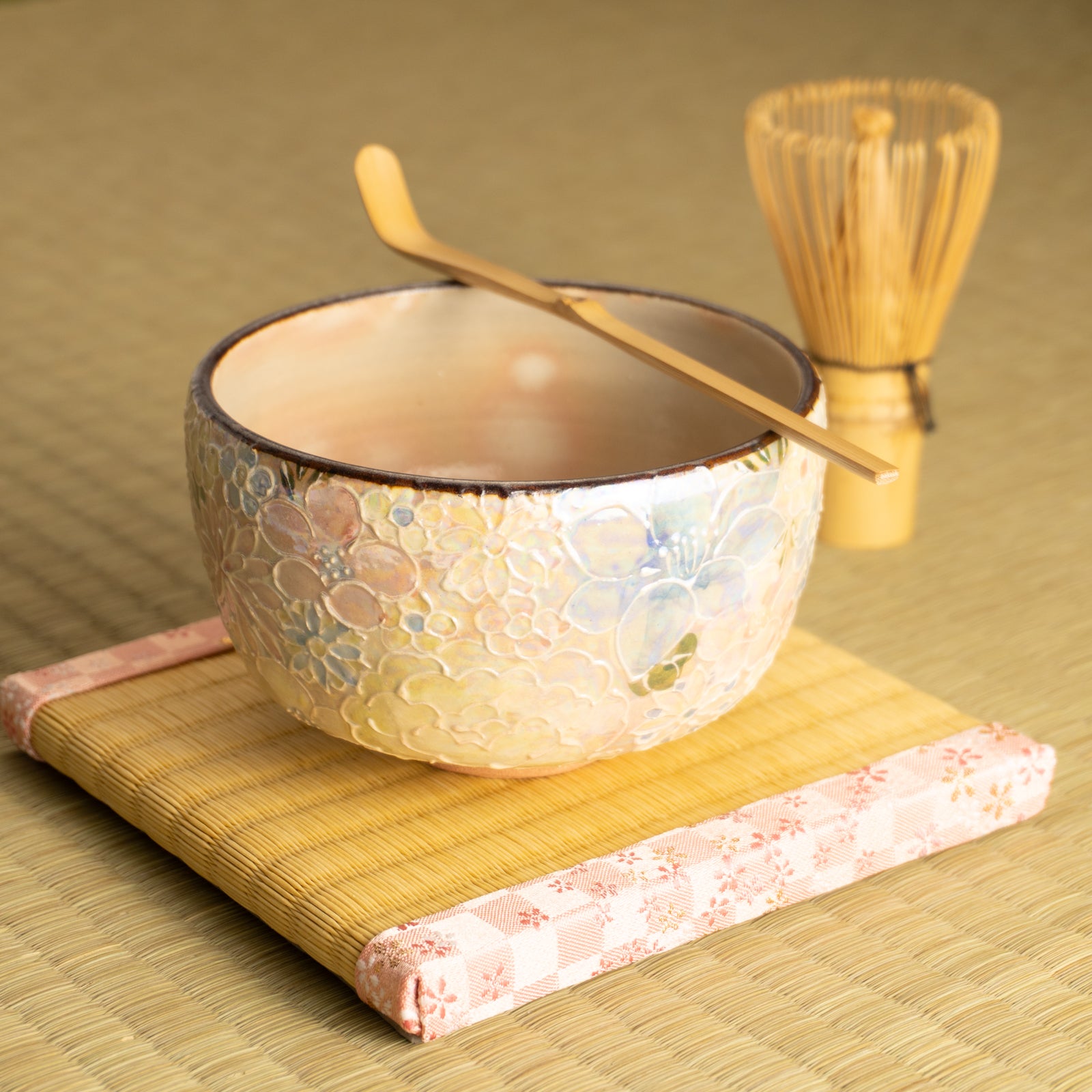 抹茶碗　ラスター彩 花詰　俊山窯 KOTOPOTTER