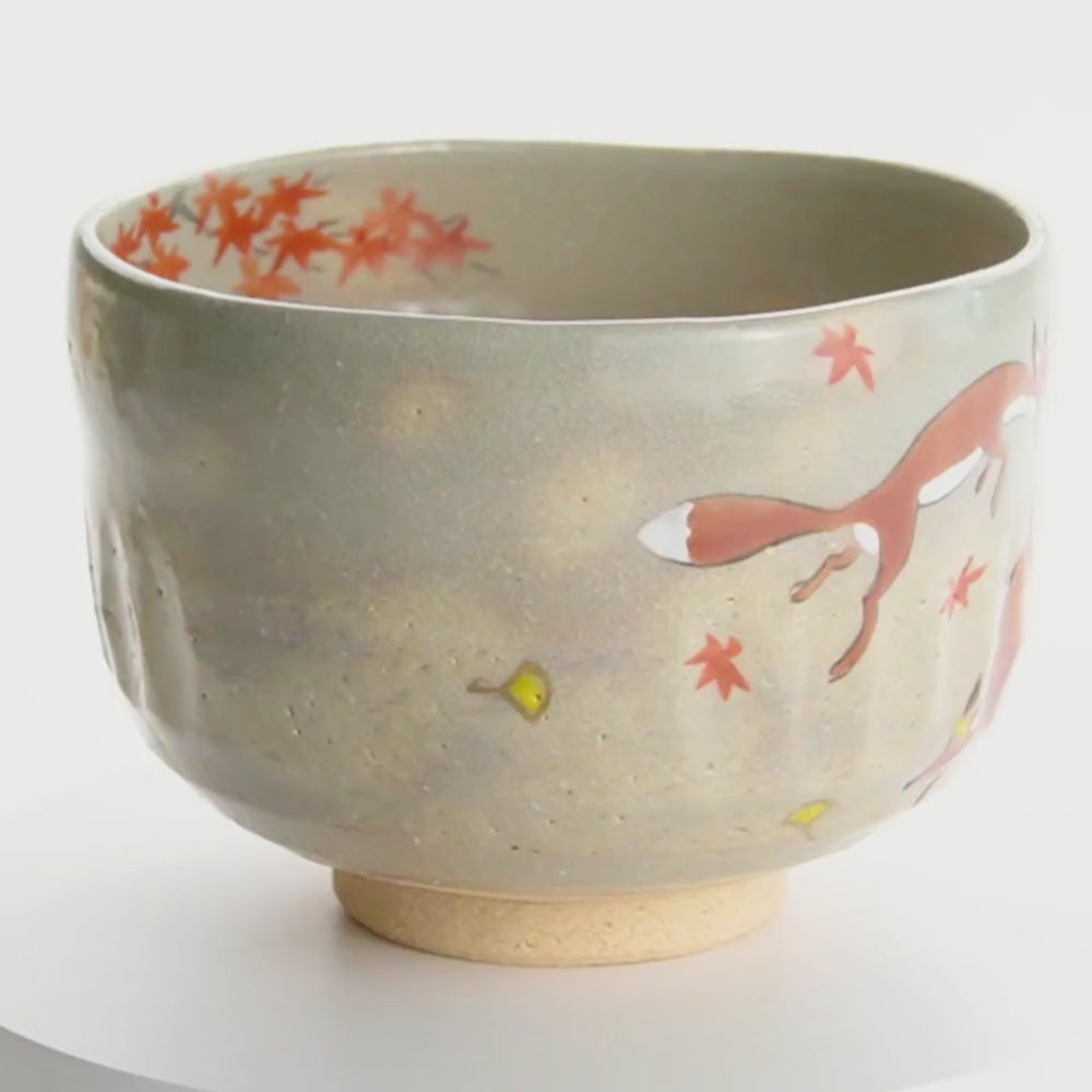 キツネと紅葉の陶器茶碗 京都 清水焼】抹茶碗 紅葉にキツネ 昇｜コトポッター