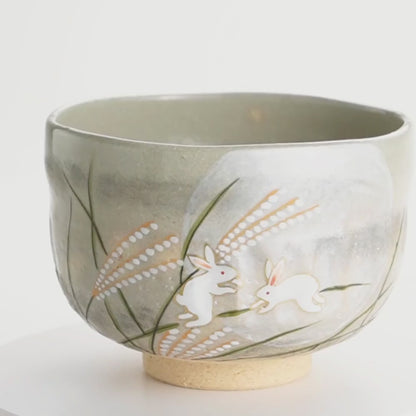 Zensho 的抹茶碗、月亮和兔子