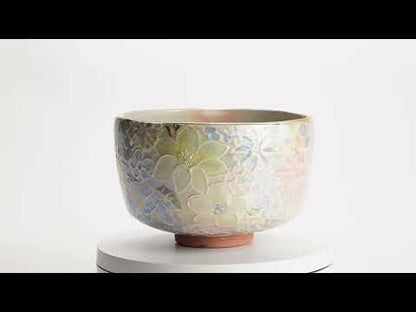 抹茶碗　ラスター彩 花詰　俊山窯