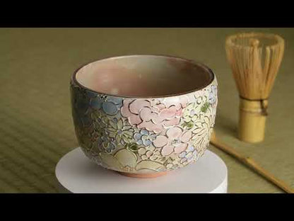 Matcha Bowl - Opulent Gold “Floral Millefleur” by Syunzan Kiln