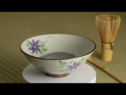 抹茶碗(平)　白化粧"鉄仙"　与し三