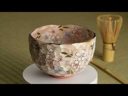 抹茶碗　色絵桜　俊山窯