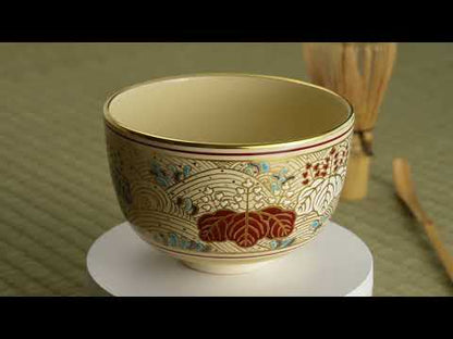 抹茶碗　金彩"桐に波画"　雄峰