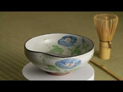 抹茶碗(馬盥)　白化粧"紫陽花"　与し三