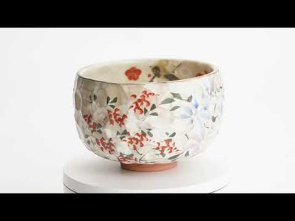 抹茶碗　色絵"四季草花"　俊山窯